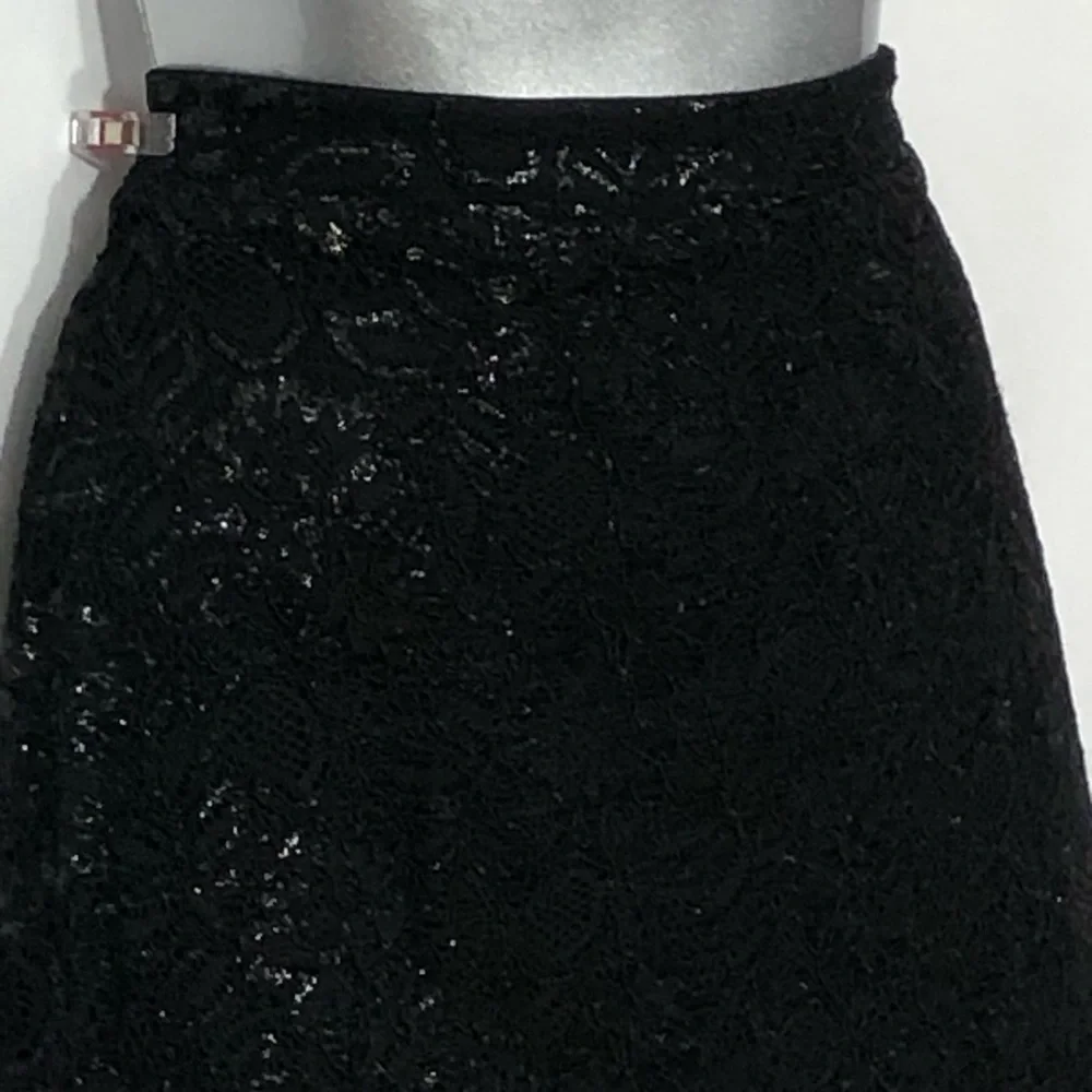 H&M black lace with metallic thread mini - Picture 7 of 8